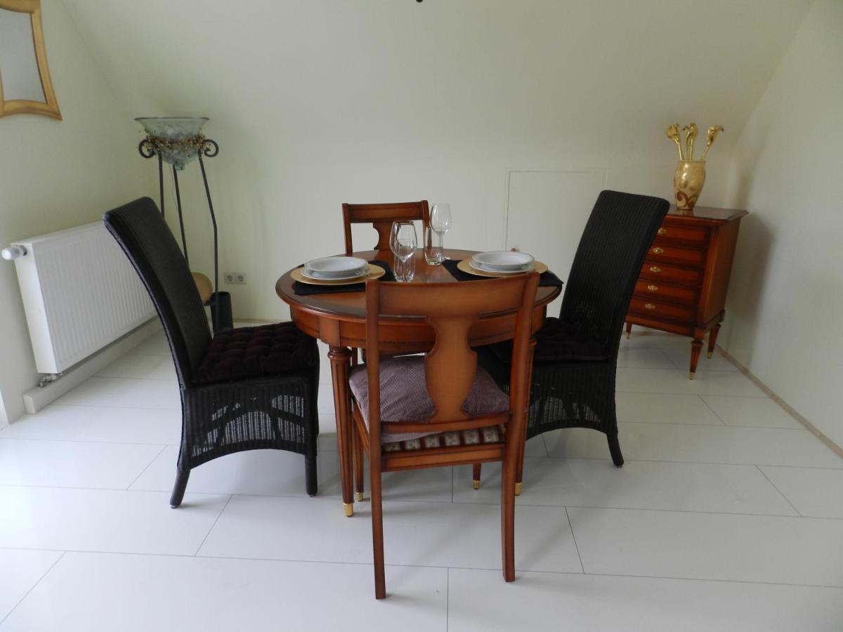 Ferienwohnung Burgenblilck ไวน์ไฮม์ ภายนอก รูปภาพ